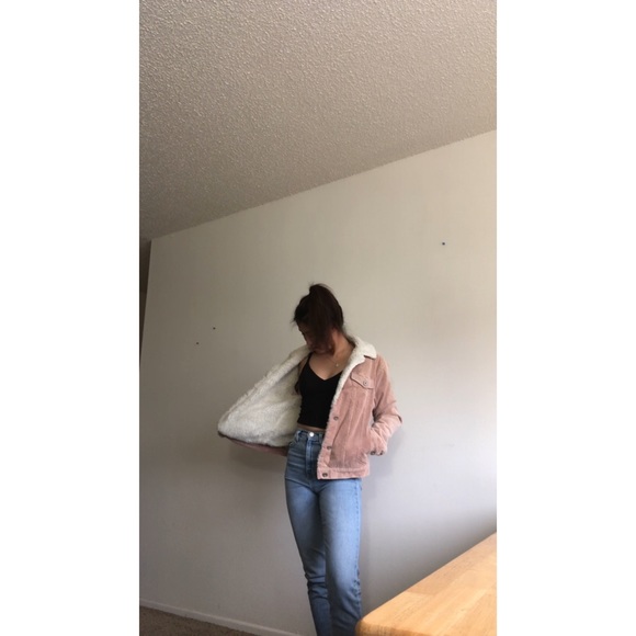 Fuzzy coat - Picture 3 of 3